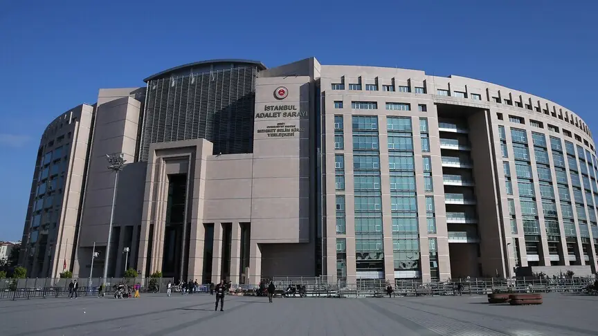 AA: kaldırılan kurumsal tedbirin kapsamı '45 firma ve 19 fon'; gerçek kişilere yönelik tedbirler sürüyor