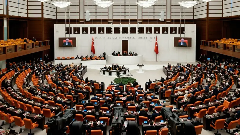 TBMM açılışı öncesi kulis: AKP, 'fon krizi' adıyla özel komisyon yerine genel 'yatırım araçları' komisyonu öneriyor