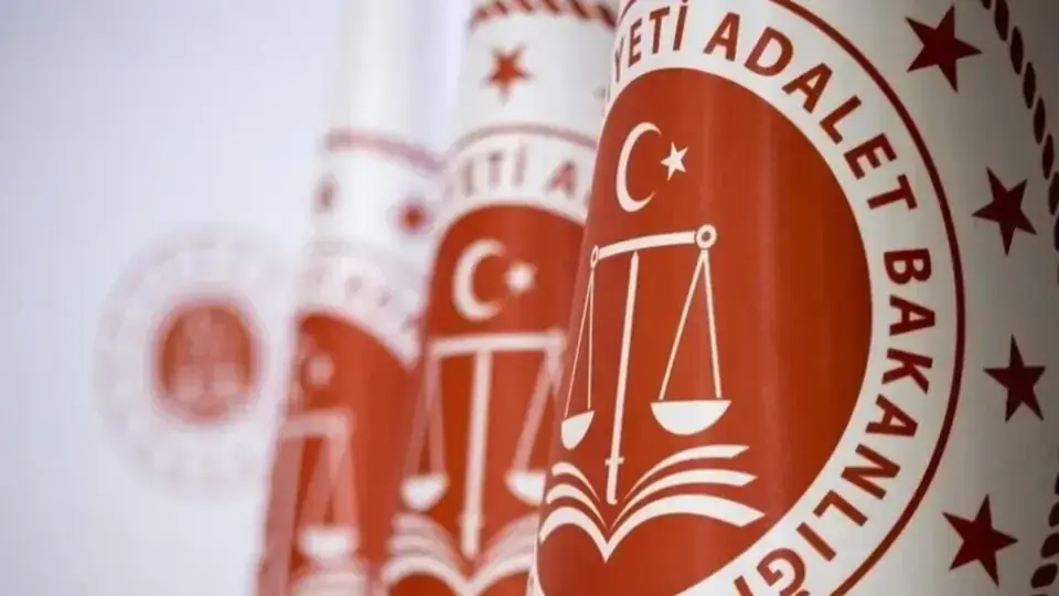 Adalet Bakanlığı, fon soruşturmasına ilişkin bilgilerin kurumdan muhalefete sızdırıldığı iddiasını yalanladı