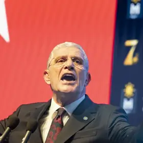 Müsavat Dervişoğlu portresi